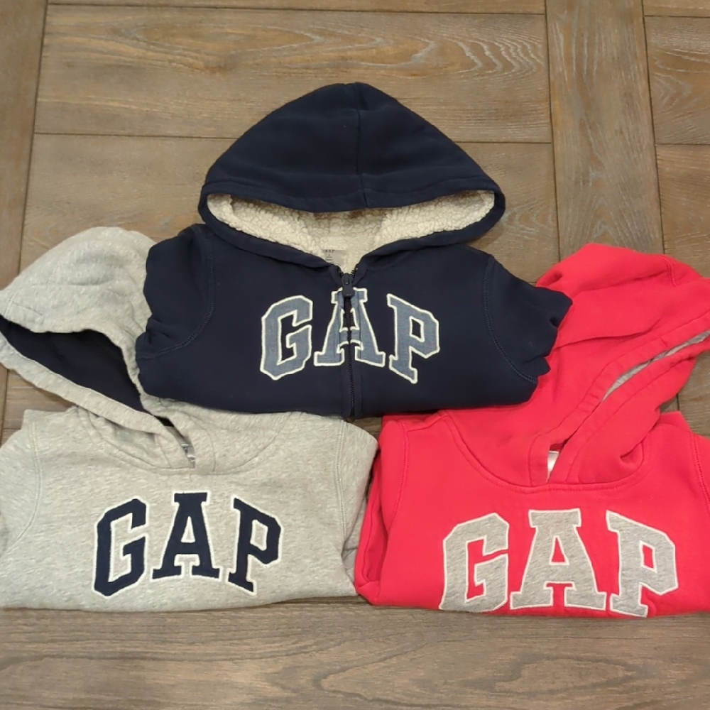 GAP Toddler Bundle Of 3 Hoodies In Size 3 Years